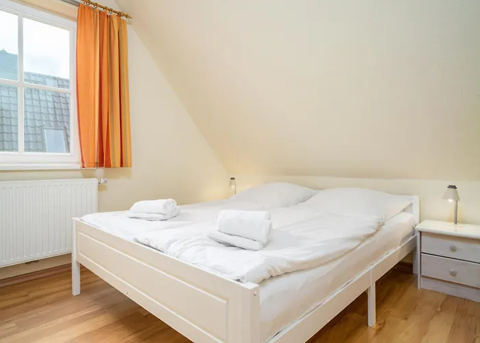 Haus Meeresrauschen Whg. Mr-2 * Wustrow (Fischland)